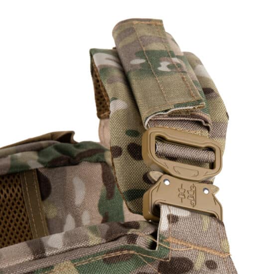 DELTA_SIX_WASP_Premium_Plate_Carrier_Plattenträger_Weste_multicam_arm